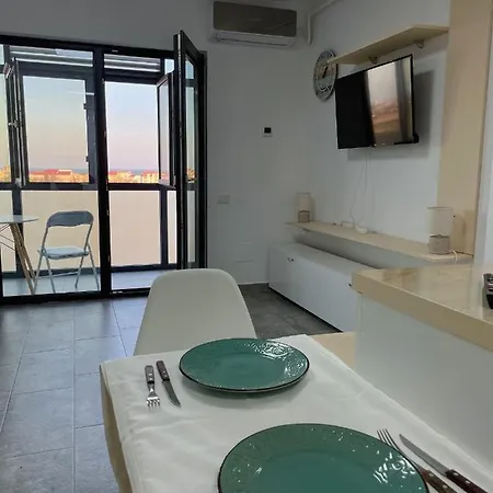 Apartament Delfinul 19 Vedere La Mare - Bychoice
